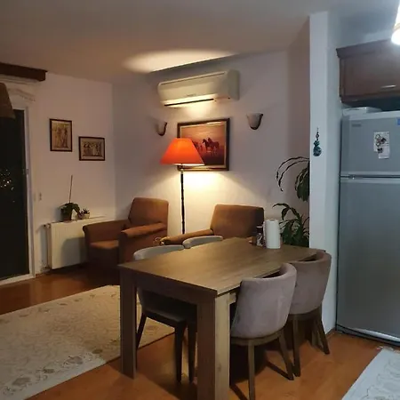 Triplex With A Unique Wide View Of Willa *